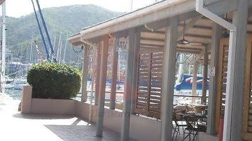 Botel Bliss Boutique Yachting - British Virgin Islands Hotel Road Town